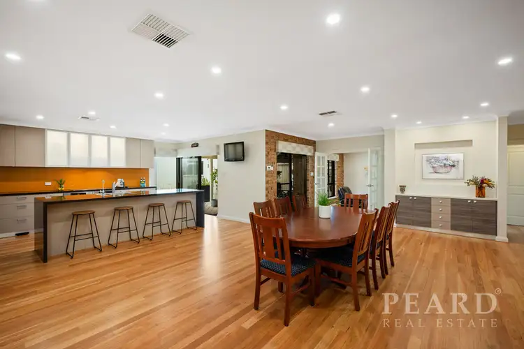 22 Browning Way, Lake Coogee WA 6166