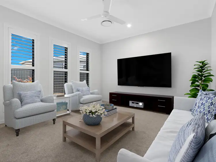 Second view of Homely house listing, 24 Canecutter Court, Kawungan QLD 4655