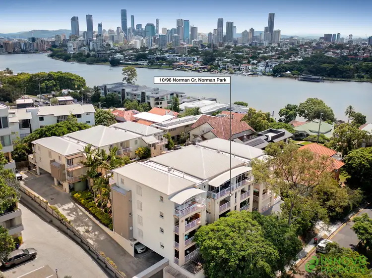 10/96 Norman Crescent, Norman Park QLD 4170