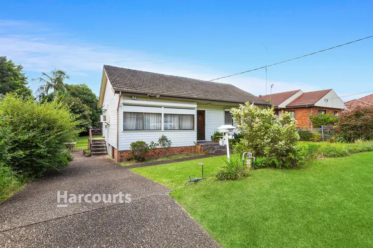 Main view of Homely house listing, 11 Wallawa Street, Figtree NSW 2525