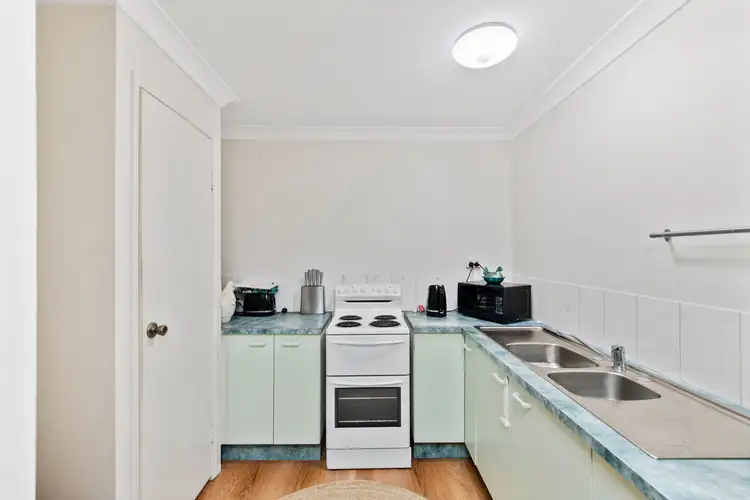 Fourth view of Homely semi-detached listing, 2/37 Bernadette Crescent, Rosewood QLD 4340