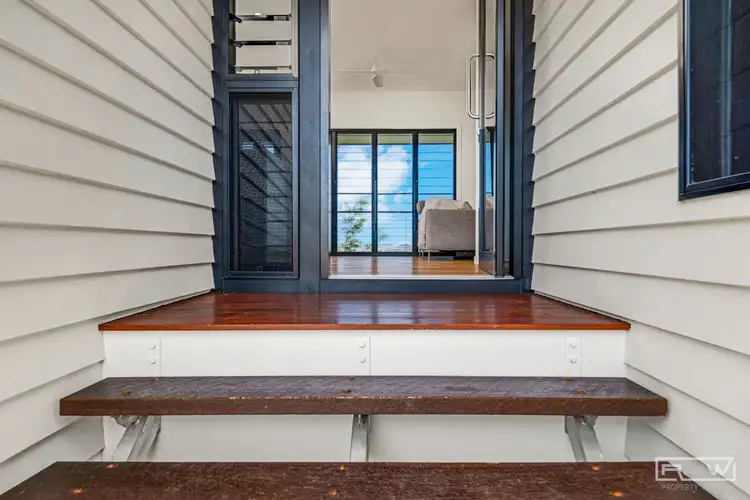 Third view of Homely house listing, 33 Buccaneer Avenue, Lammermoor QLD 4703