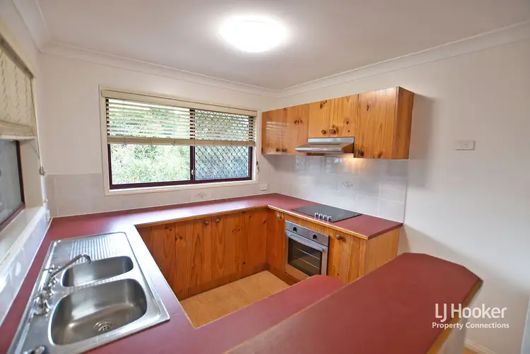 Fifth view of Homely house listing, 2 Oak Court, Kallangur QLD 4503