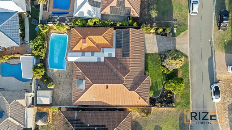 Second view of Homely house listing, 6 Fife Gardens, Ocean Reef WA 6027