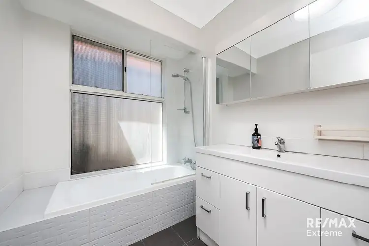 Fifth view of Homely house listing, 17 Eucumbene Crescent, Joondalup WA 6027