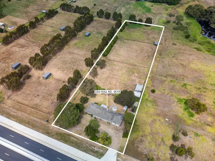 330 Hall Road, Skye VIC 3977