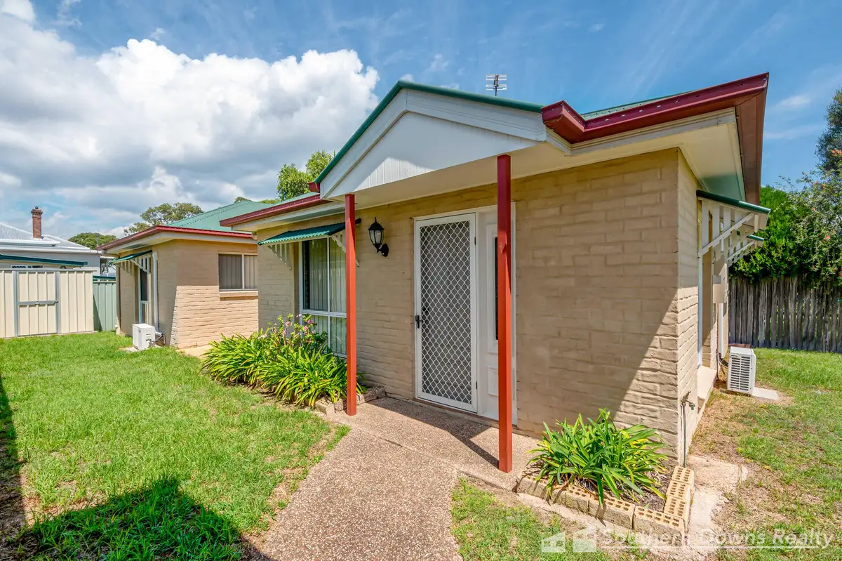 Main view of Homely unit listing, 4/10 Locke Street, Warwick QLD 4370