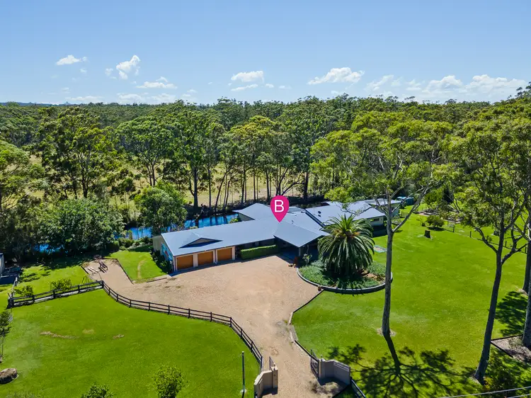 35 Princes Highway, Lake Tabourie NSW 2539