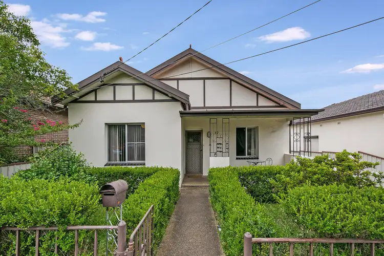 17 Wellbank Street, Concord NSW 2137