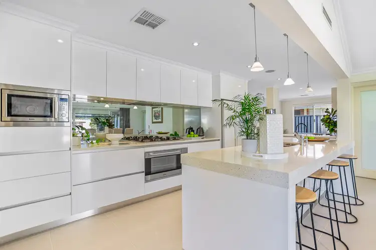 Sixth view of Homely house listing, 5 Bundoran Approach, Hilbert WA 6112