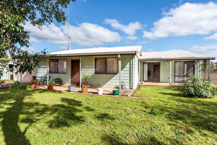 Second view of Homely house listing, 90 Fyfe Street, Hamilton VIC 3300