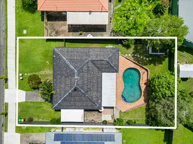 Fourth view of Homely house listing, 4 Milky Way, Mudgeeraba QLD 4213