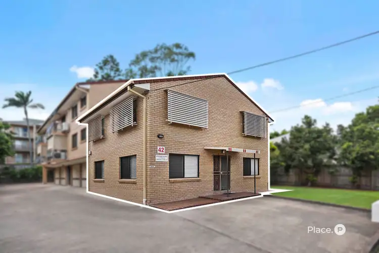 1/42 Macaulay Street, Coorparoo QLD 4151