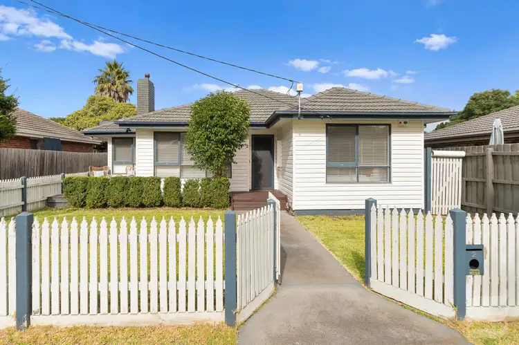 2 Hood Street, Frankston VIC 3199