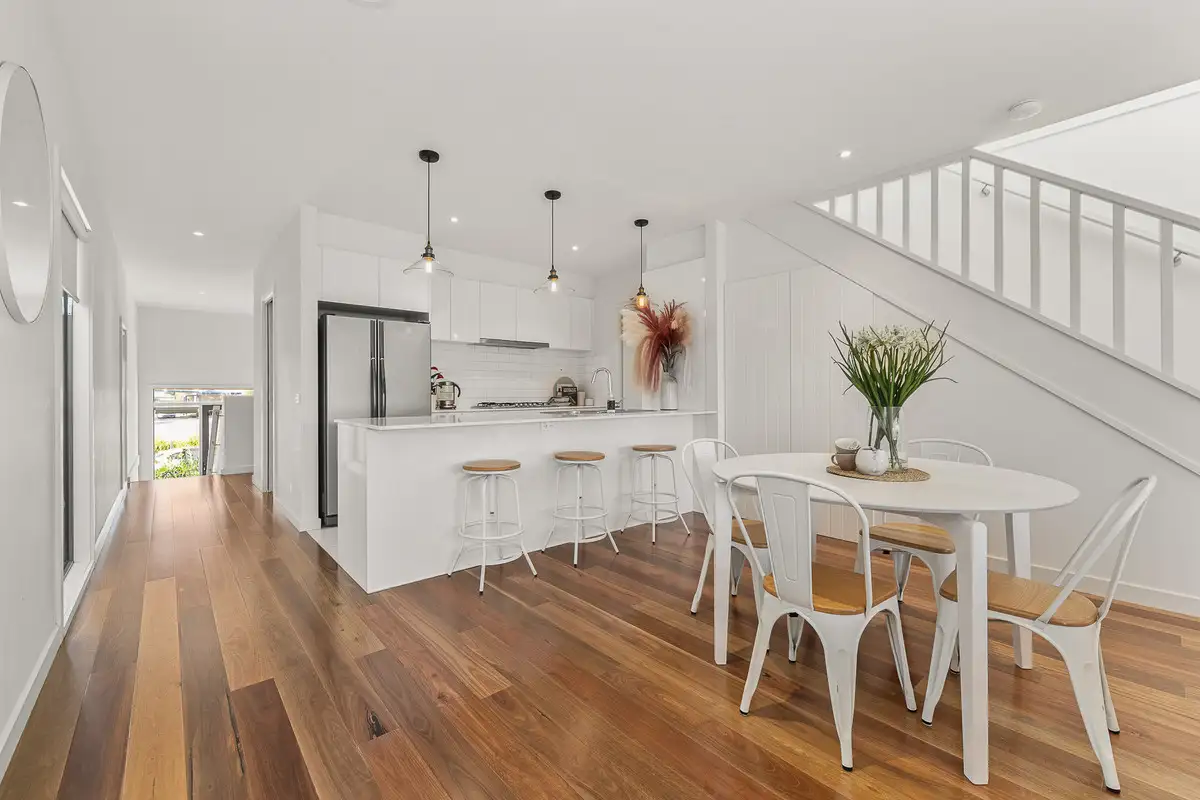 Main view of Homely townhouse listing, 6 Firth Close, Carrum Downs VIC 3201