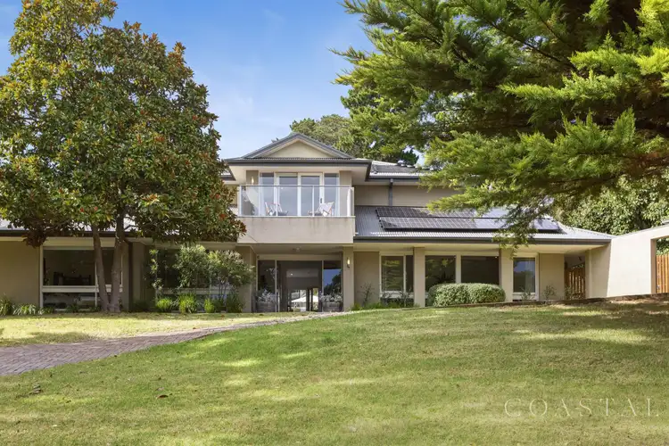 8 Berkeley Court