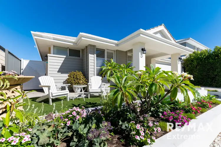 Second view of Homely house listing, 6 Midsummer Avenue, Jindalee WA 6036