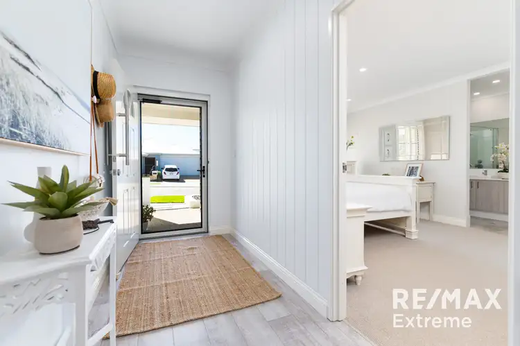 Fourth view of Homely house listing, 6 Midsummer Avenue, Jindalee WA 6036