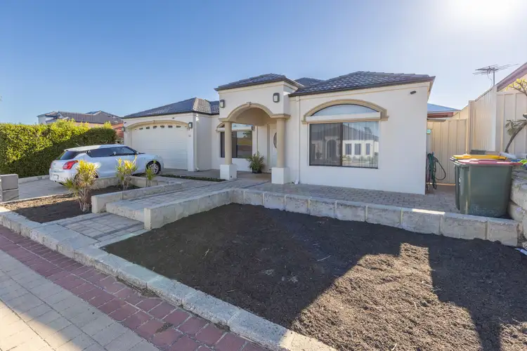 53 Gaby Way, Marangaroo WA 6064