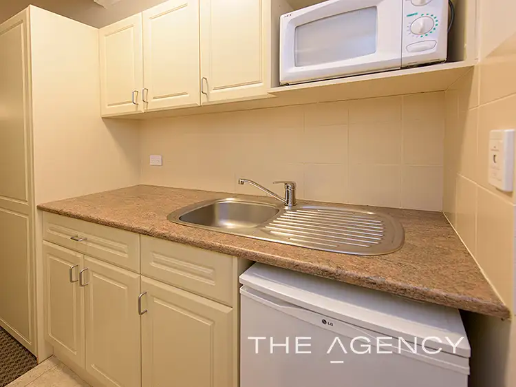 Fifth view of Homely apartment listing, 123/595 Bussell Highway, Broadwater WA 6280