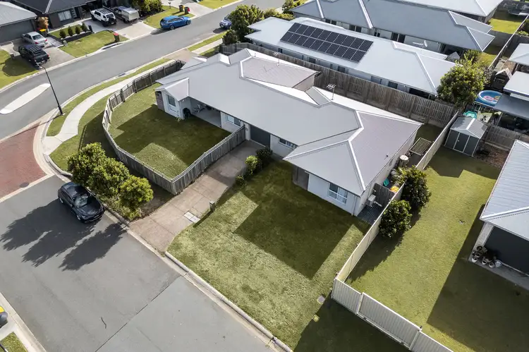 1 & 2/15 Europa Street, Burpengary QLD 4505