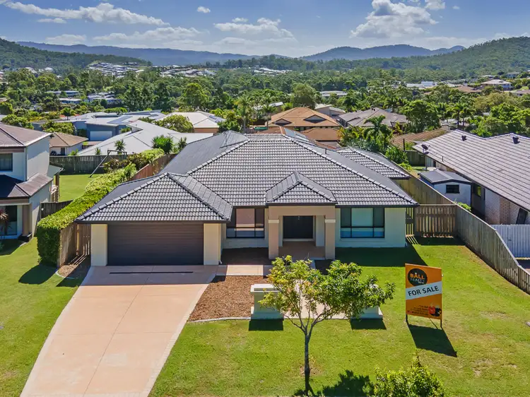 11 Tuggeranong Avenue, Pacific Pines QLD 4211