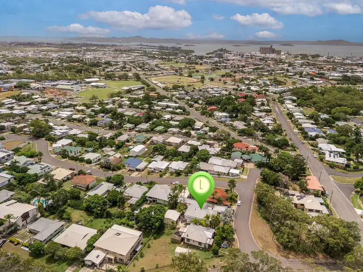 8 Hill Crescent, West Gladstone QLD 4680