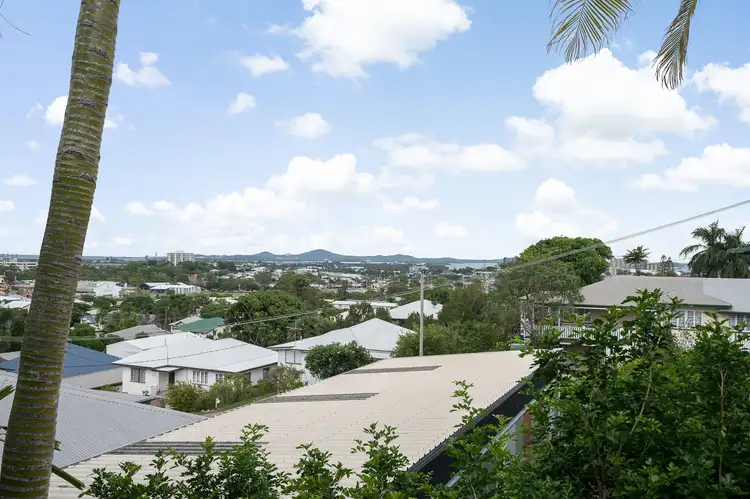 Third view of Homely house listing, 8 Hill Crescent, West Gladstone QLD 4680
