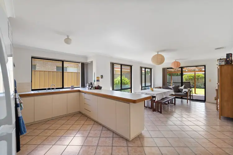 Third view of Homely house listing, 6 Ashcove Place, Broadwater WA 6280