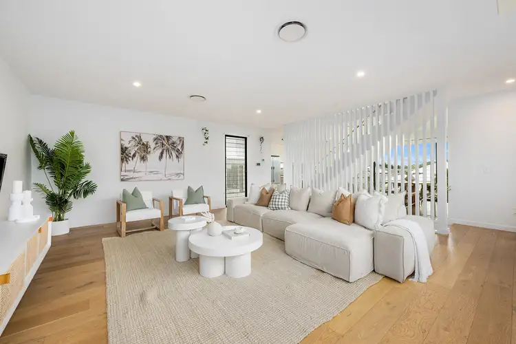 1/20 Riviera Road, Miami QLD 4220