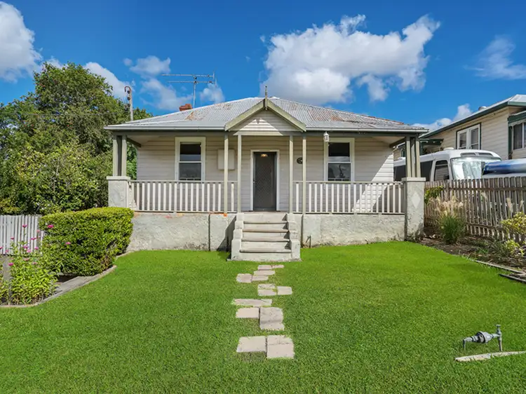 11 Buckland Avenue, Cessnock NSW 2325
