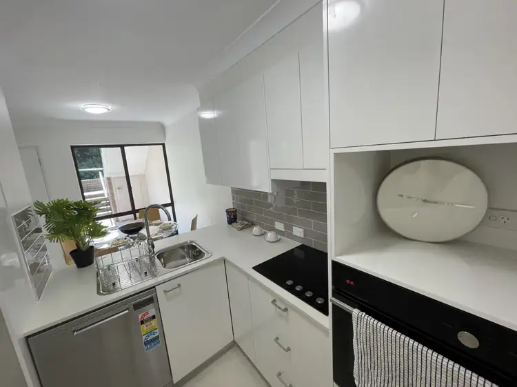 Fourth view of Homely apartment listing, 18/16 Mona Vale Road, Mona Vale NSW 2103