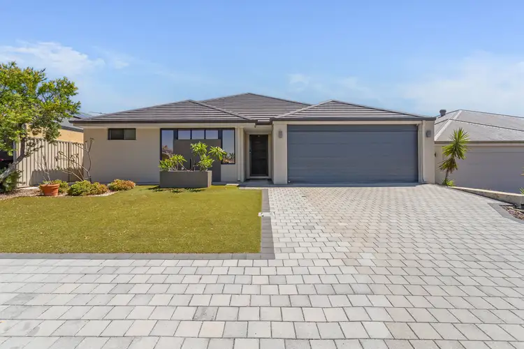 27 Cordyline Entrance, Sinagra WA 6065