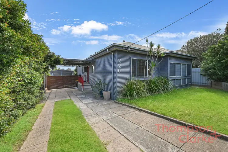220 New England Highway, Rutherford NSW 2320
