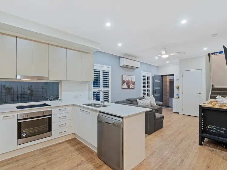 Fourth view of Homely unit listing, 17/5-9 Victor Street, Birkdale QLD 4159