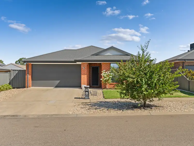 Second view of Homely house listing, 30 Currawong Drive, Wangaratta VIC 3677