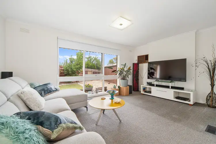 Second view of Homely house listing, 2 Bambra Court, Seaford VIC 3198