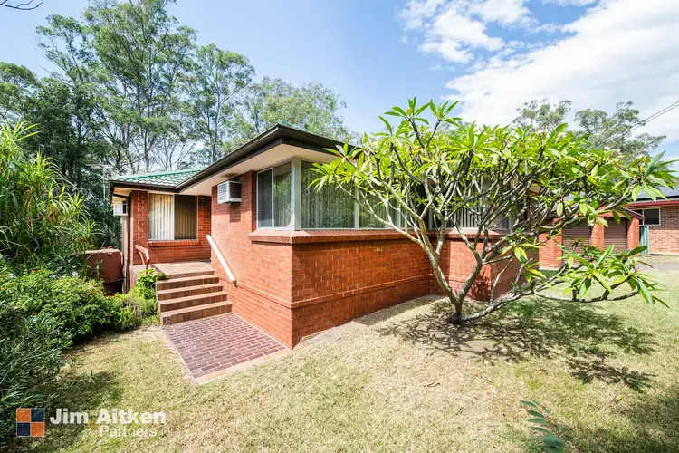 5 Colville Road
