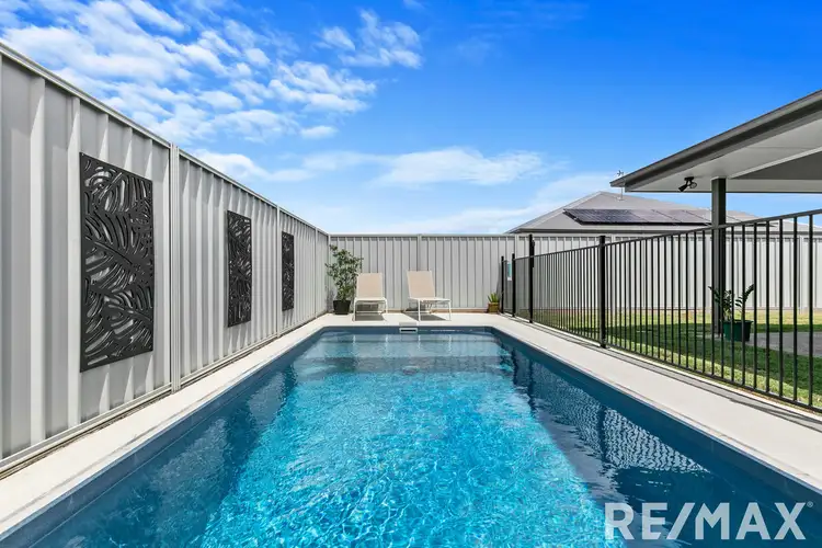 16 Quarterdeck Avenue, Pialba QLD 4655