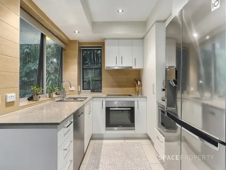 Fifth view of Homely apartment listing, 1/2 Little Bennett Street, Norman Park QLD 4170