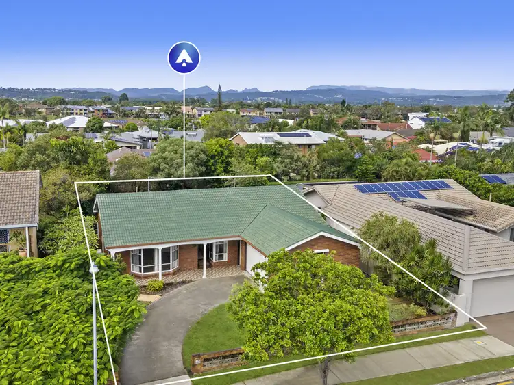68 Mountain View Avenue, Burleigh Waters QLD 4220