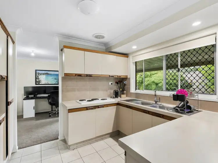 Fifth view of Homely house listing, 4 Kahlua Court, Highland Park QLD 4211