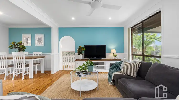 Second view of Homely house listing, 10 Buena Vista Road, Winmalee NSW 2777