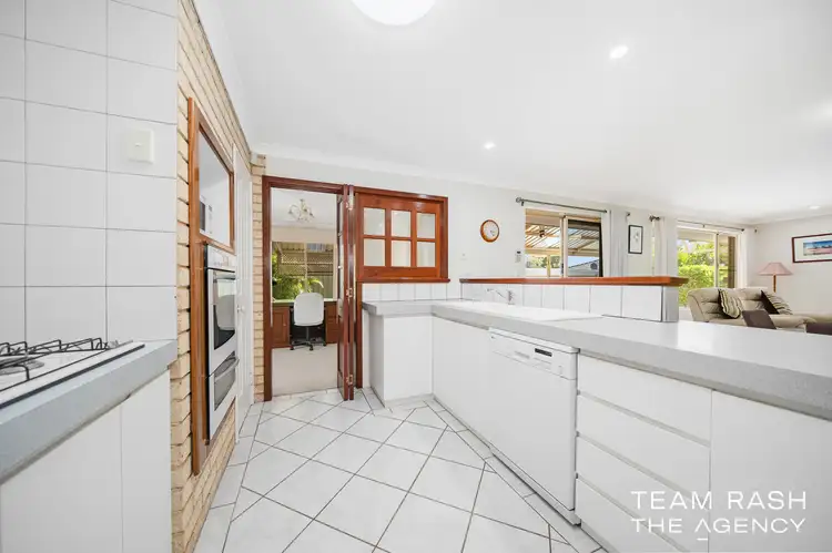 Sixth view of Homely house listing, 9 Titicaca Court, Joondalup WA 6027