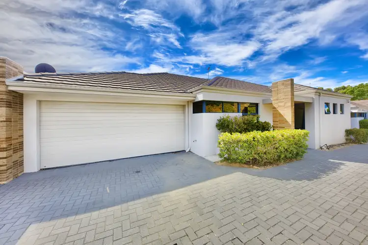 15b Stewart Street, Scarborough WA 6019