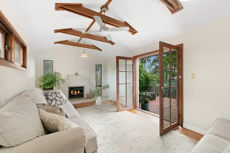 15 Eagle Close, Lisarow NSW 2250