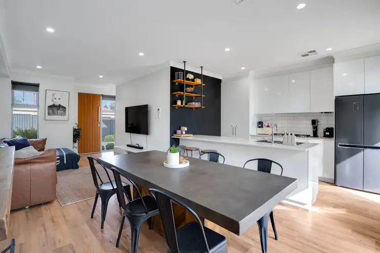 6 Millar Court