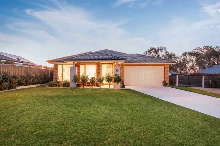 12 Litchfield Drive, Thurgoona NSW 2640