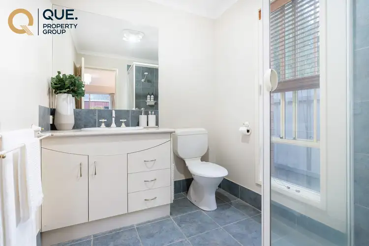 Fifth view of Homely house listing, 4 Lawrence Court, Jindera NSW 2642