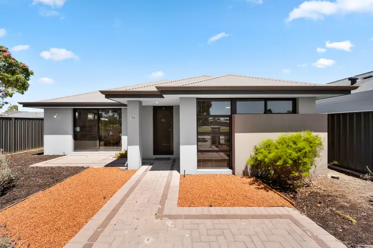 10 Bauer Circle, Banksia Grove WA 6031